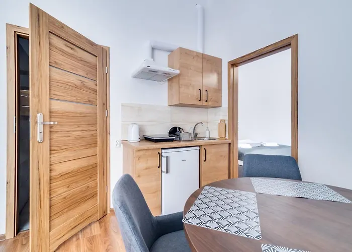 彭斯约纳特里德酒店 3*