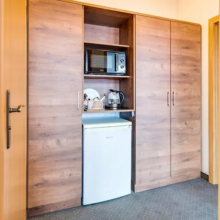 Lider 3* שצ'קלארסקה פוראובה